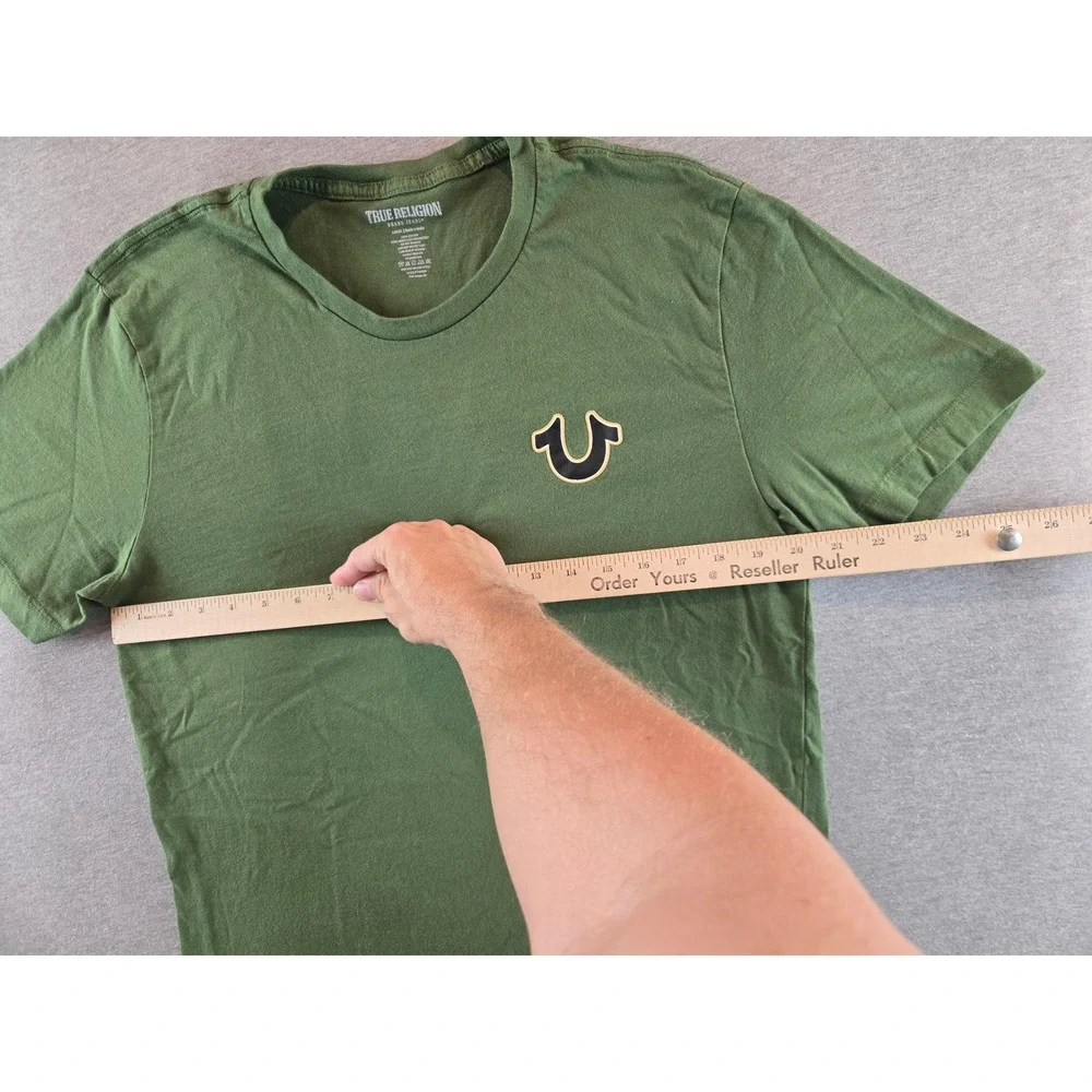 True Religion Graphic T-Shirt Mens L Green Buddha Horseshoe Logo Short Sleeve